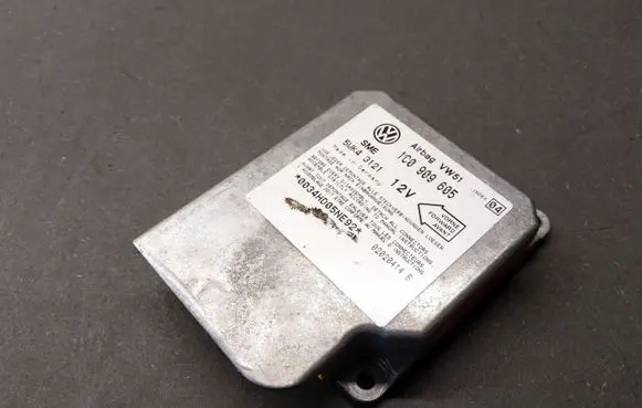 Volkswagen Sharan Airbag control unit/module 1C0909605