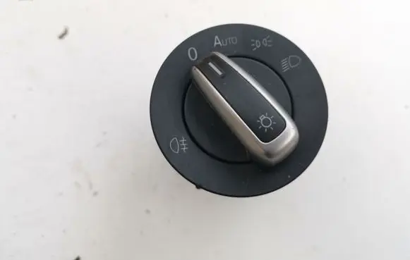 Volkswagen PASSAT B7 Light switch 3C8941431