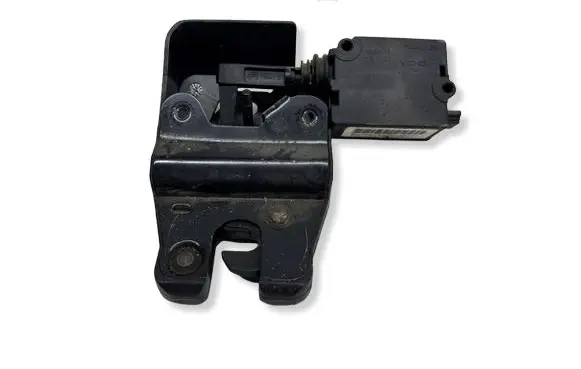 BMW 5 E60 E61 Tailgate/trunk/boot lock/catch/latch 7197081