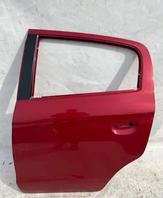 Mitsubishi Space Star Rear door