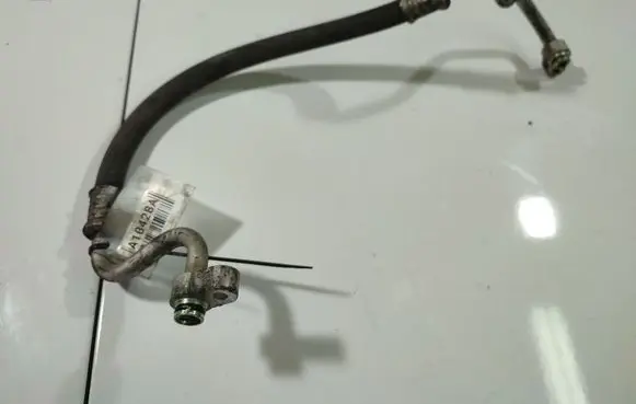 Air conditioning (A/C) pipe/hose