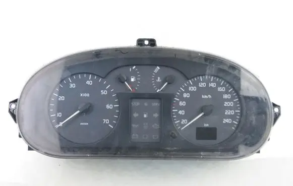 Renault Megane I Speedometer (instrument cluster) 8200071811