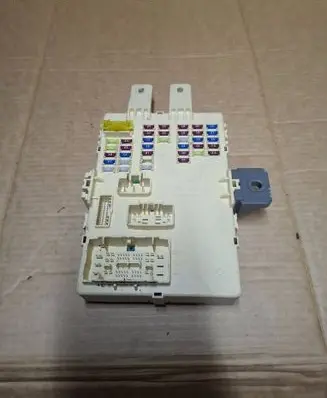 KIA Sportage Fuse module 919503W040