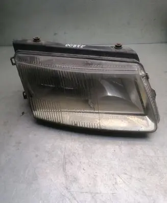 Volkswagen PASSAT B5 Headlight/headlamp 14742600