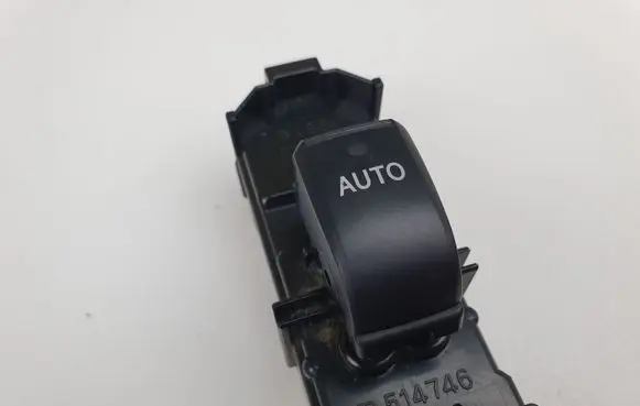 Lexus IS 220D-250-350 Electric window control switch 8403053020