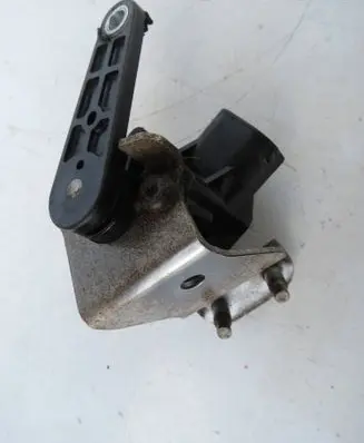 Volvo V70 Headlight/headlamp level sensor 6G9N3C438AD 20070516 BL3KA