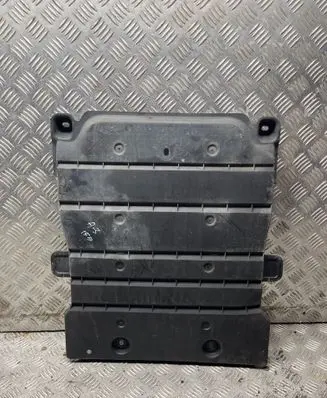 Audi A3 S3 8V Center/middle under tray cover 5Q0825230 5Q0825229C