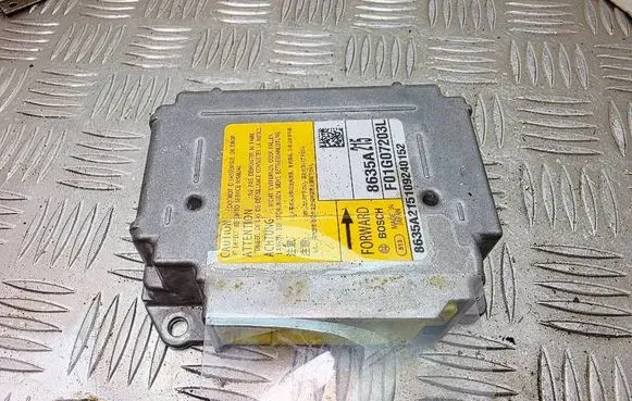 Mitsubishi ASX Airbag control unit/module 8635A215