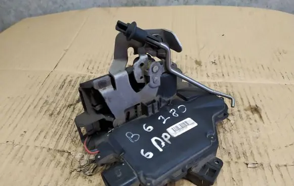 Audi A4 S4 B6 8E 8H Rear door lock 8E0839016C 8E0839016