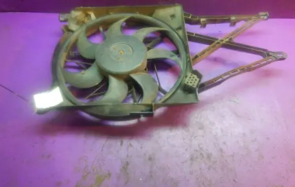 Opel Astra G Fan set 0130303836