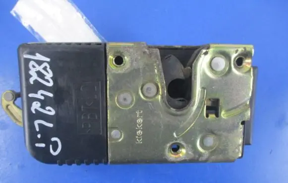 Audi A6 S6 C8 4K Front door lock