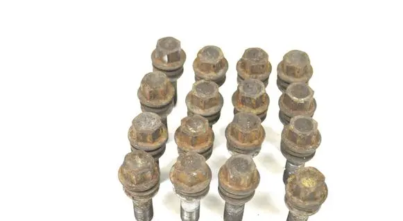 Porsche Cayenne (9PA) Nuts/bolts 