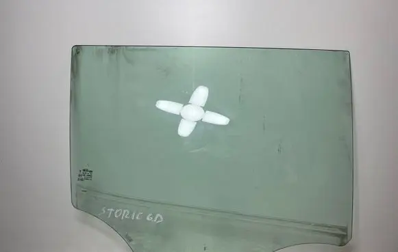 KIA Stonic Rear door window glass