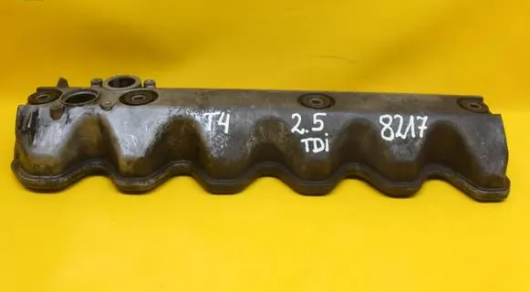 Volkswagen Transporter - Caravelle T4 Rocker cam cover 074103469F