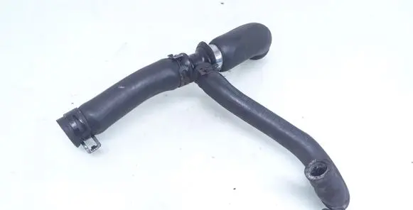 Volkswagen PASSAT B5 Engine coolant pipe/hose 028121053AA