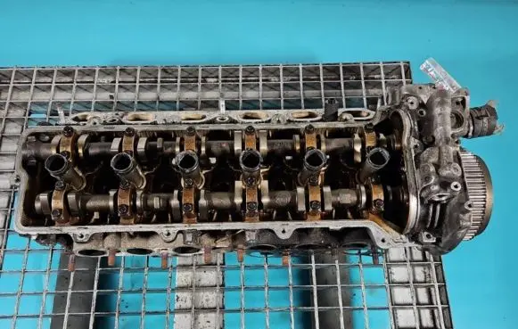 Engine head