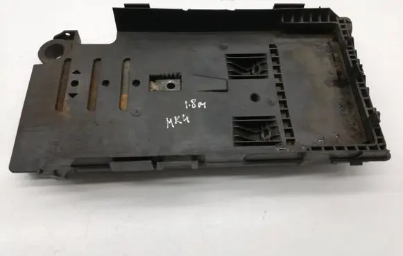 Ford Mondeo MK IV Battery tray 6G9110723AB