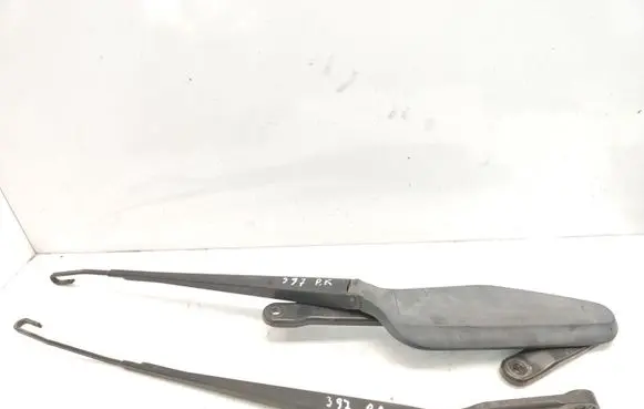 Nissan Almera Tino Windshield/front glass wiper blade 