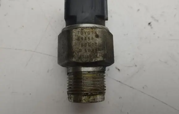 Lexus IS 220D-250-350 Fuel pressure sensor 8945860010