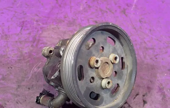 Ford Galaxy Power steering pump