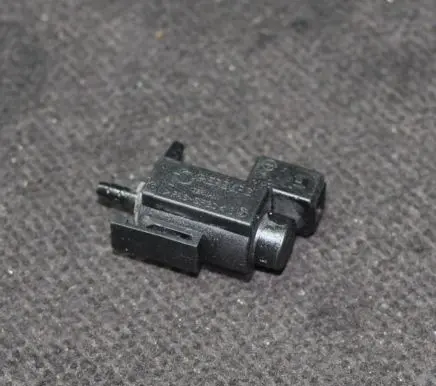 BMW X5 E70 Turbo solenoid valve 7810831