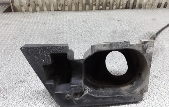 Volkswagen Transporter - Caravelle T5 Fuel tank cap trim 7H0201251