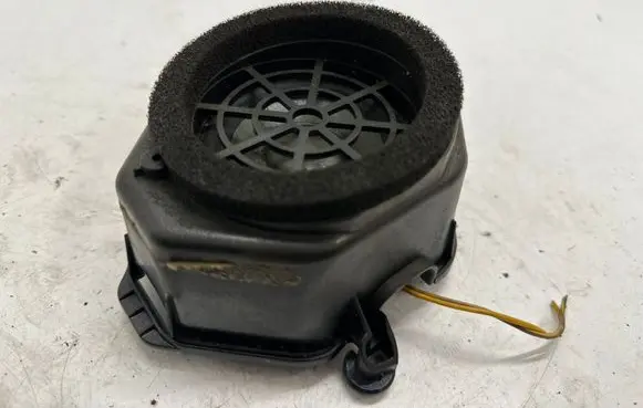 Mercedes-Benz CLS C218 X218 Parcel shelf speaker A2048202402