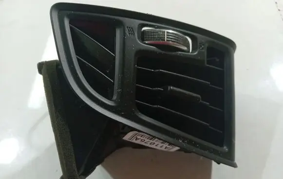 Ford C-MAX II Dash center air vent grill 07464000