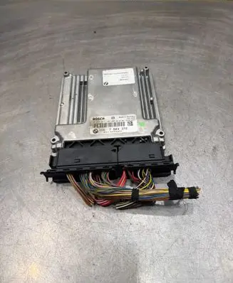 BMW 3 E90 E91 Engine control unit/module 0281013502 031324622 7803372