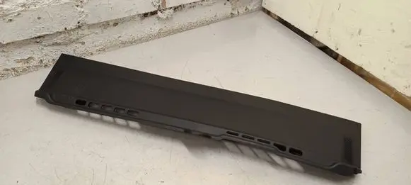 Porsche Cayenne (9Y0 9Y3) Other trunk/boot trim element 760863211