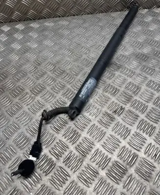 BMW 2 F45 Tailgate/trunk strut/damper 7348523 17893910 068050000065