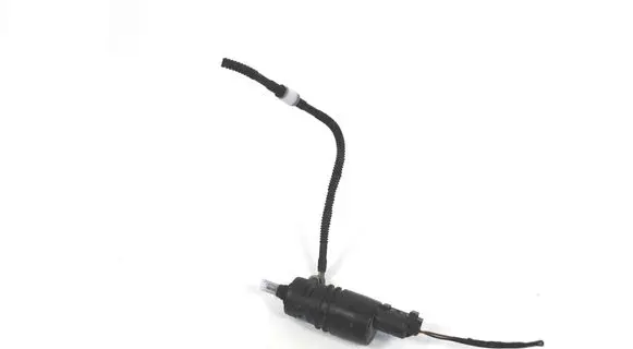 BMW X5 E70 Windscreen/windshield washer pump 6934160