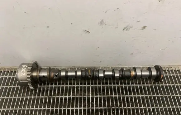 Dodge Challenger Camshaft 05184150AF 05184370AI