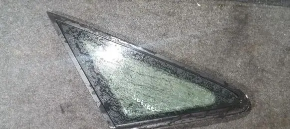Opel Zafira A Front triangle window/glass 