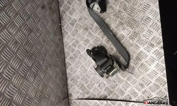 Seat Leon (1P) Front seatbelt 1P0857705A