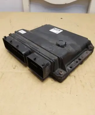 Lexus IS 220D-250-350 Engine control unit/module 8966153700 1758007702