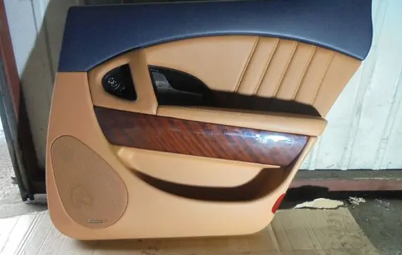 Maserati Quattroporte Rear door card panel trim