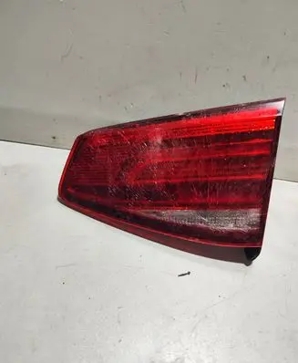 Volkswagen PASSAT B8 Tailgate rear/tail lights 3G9945094D