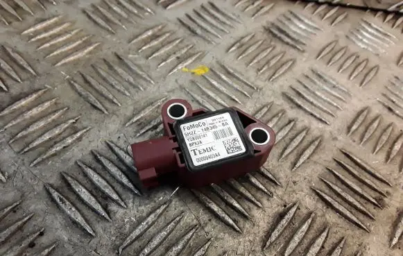Land Rover Discovery 3 - LR3 Passenger airbag on/off switch YDB000141