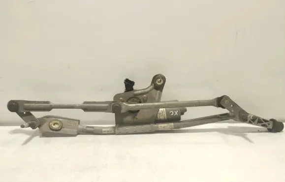 Volvo XC70 Front wiper linkage and motor