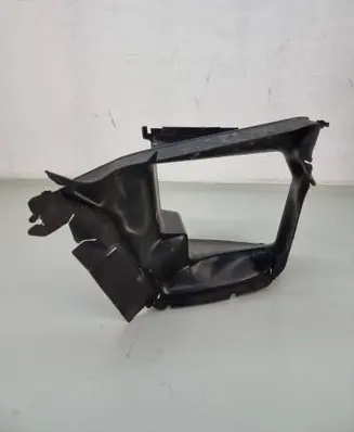 Audi SQ7 Intercooler air channel guide 4M0145334