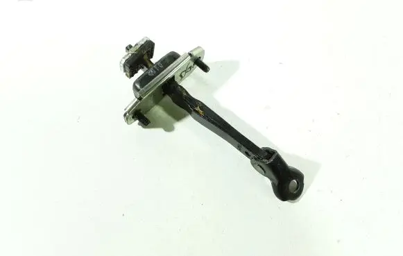 KIA Xceed Rear door check strap stopper