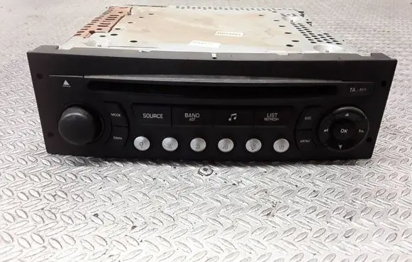 Citroen Jumpy Radio/CD/DVD/GPS head unit 96643697XT