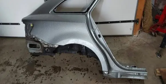 Toyota Avensis T270 Rear quarter panel 