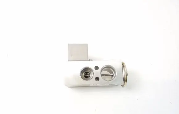 Mini Cooper Countryman F60 Air conditioning (A/C) expansion valve 6845414