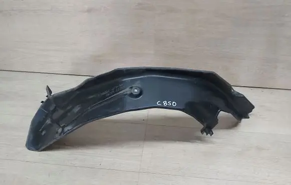 Toyota Corolla E140 E150 Front arch 77277-12240