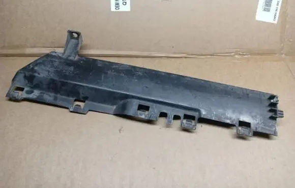 BMW X5 F15 Air flow deflector C18492102