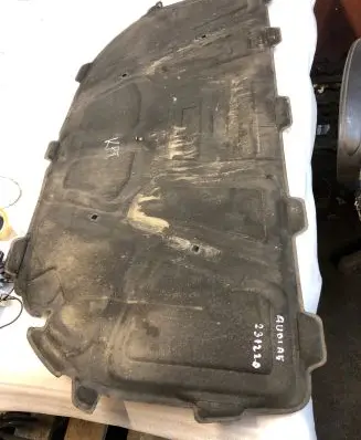 Audi A5 Sportback 8TA Engine bonnet/hood sound/heat insulation 