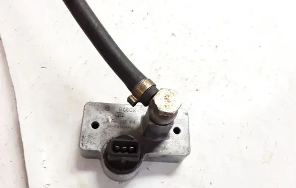 BMW 5 E60 E61 Air pressure sensor 0281002018