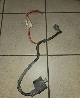 Volkswagen Touran I Positive cable (battery) 1K0971228